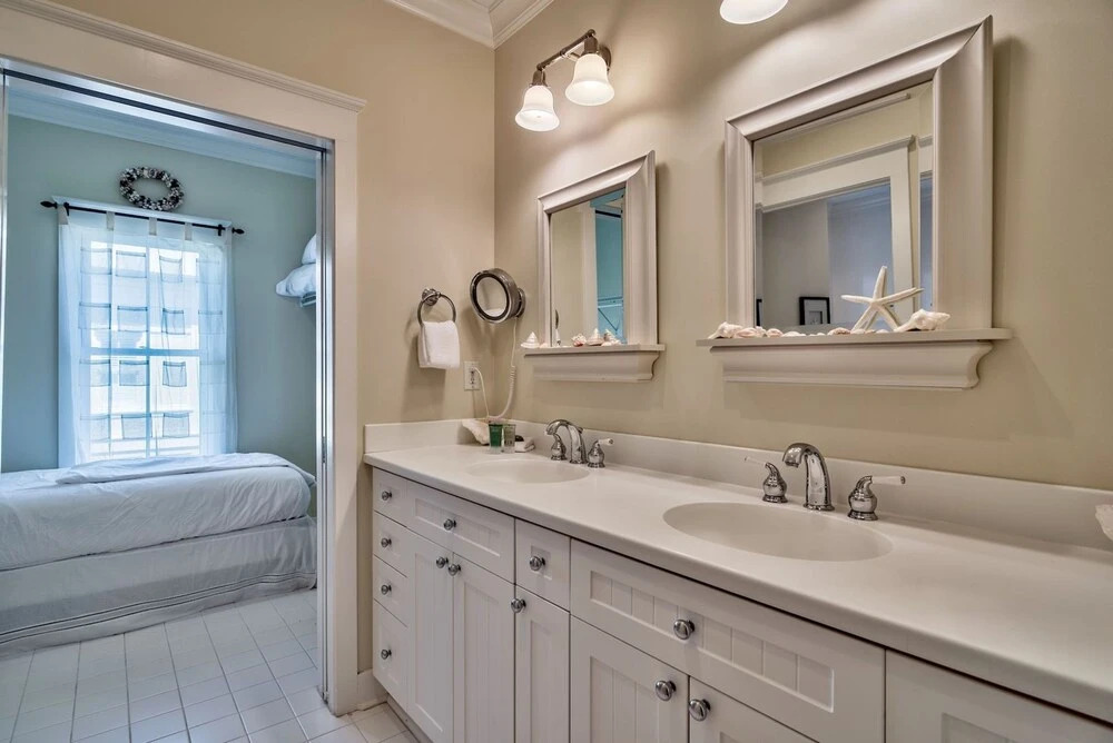 Watercolor by Dune Vacation Rentals - Beach District