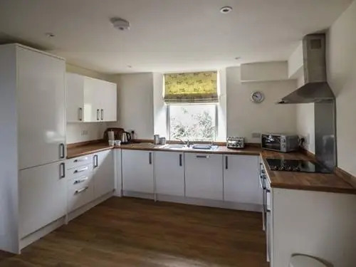 Crooklands House 2