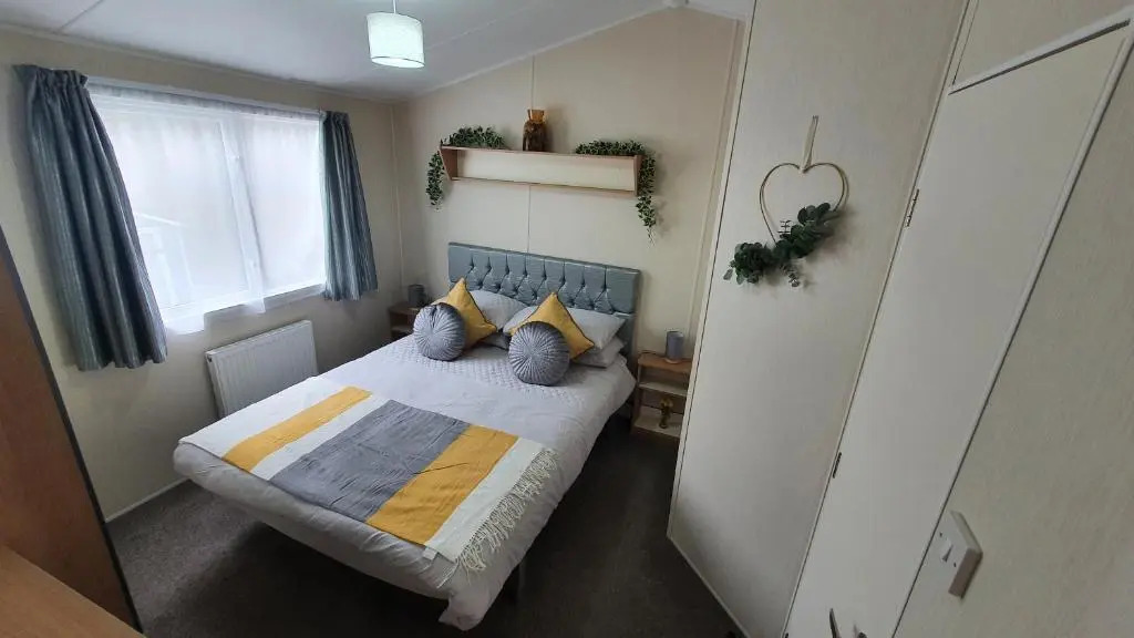 Livvi Rosas Lodge