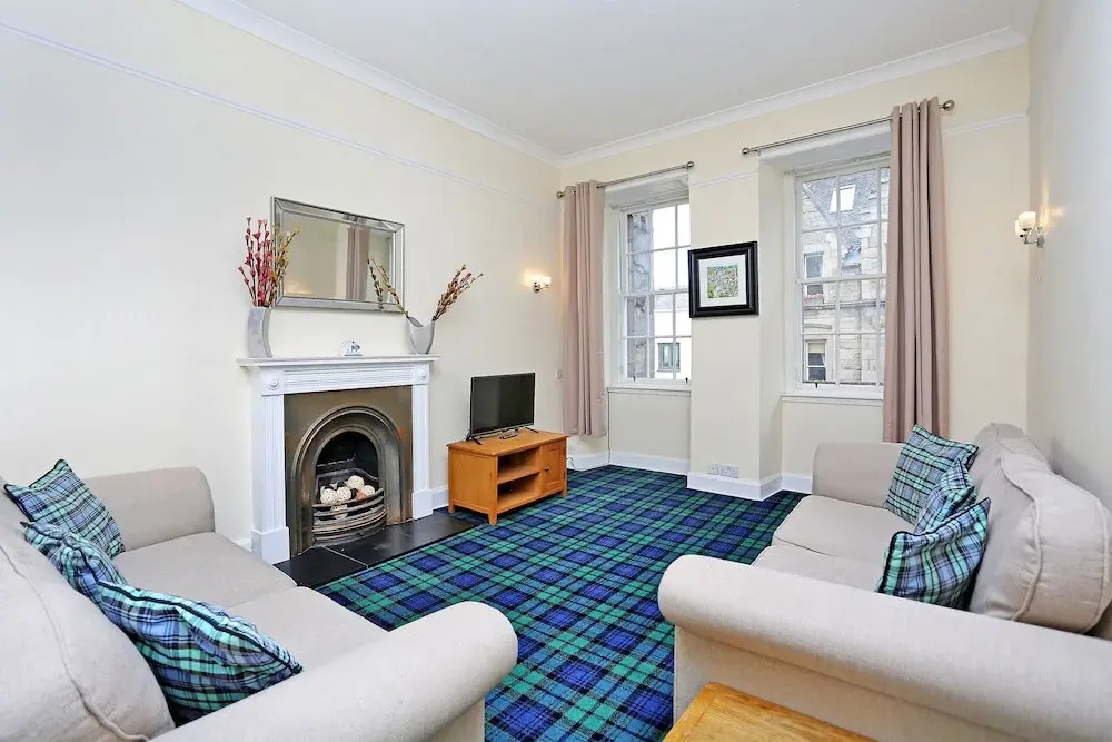 World's End Historic 2 bed Royal Mile