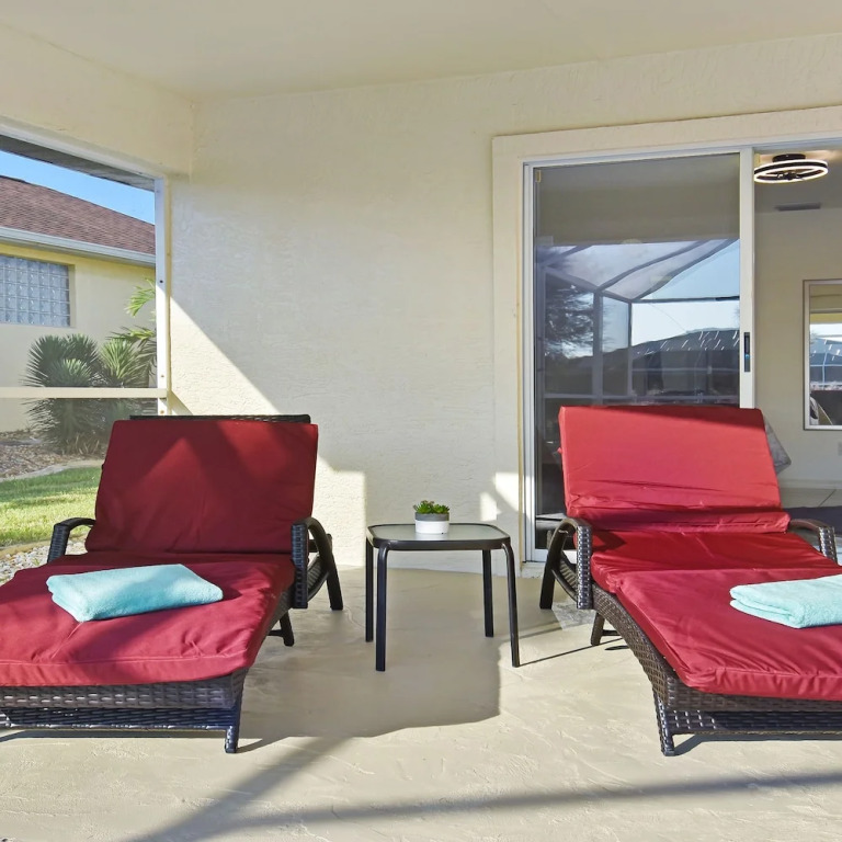Su Casa - XXL pool area PoolSpa 3 Bedroom 2 Bath