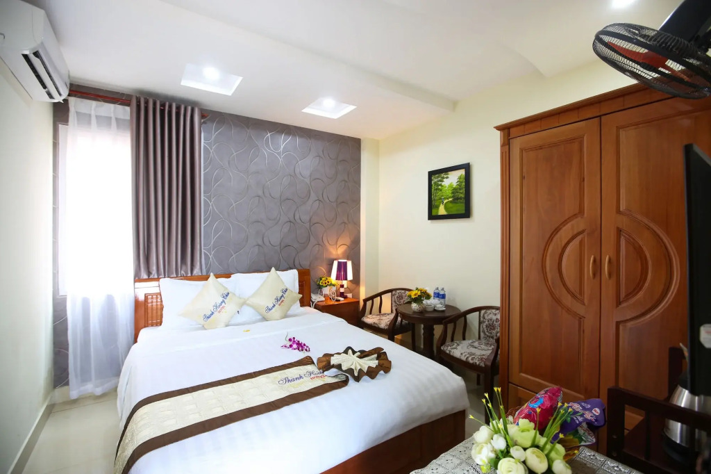 Thành Hoàng Châu Hotel