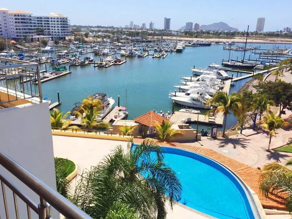 Condo Carla Marina