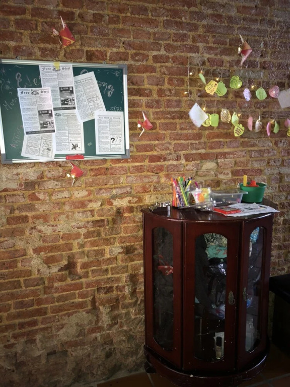 Chateau One - Hostel