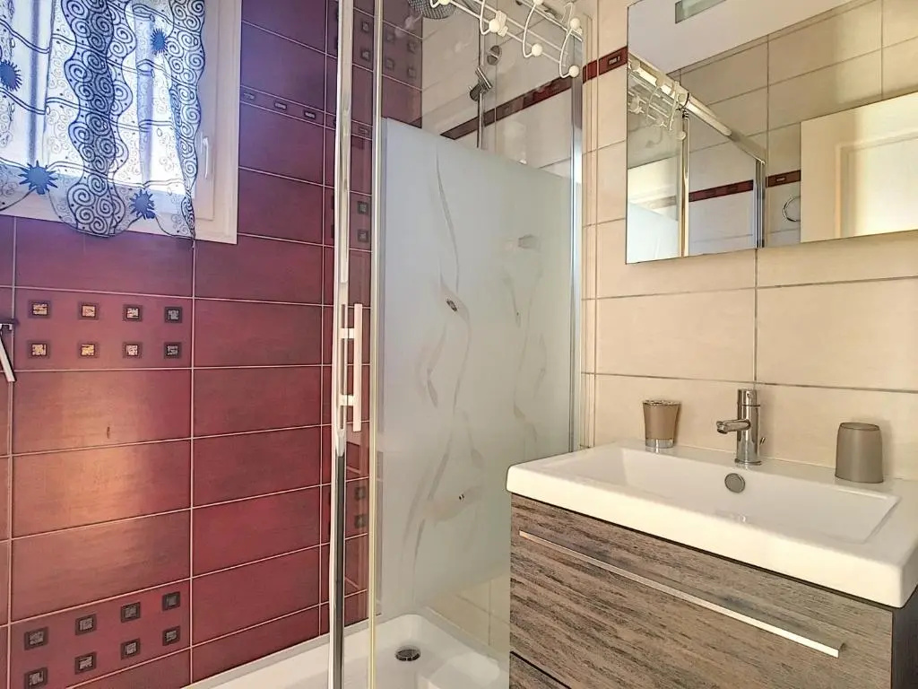 Maison Crozon, 5 pièces, 8 personnes - FR-1-370-26