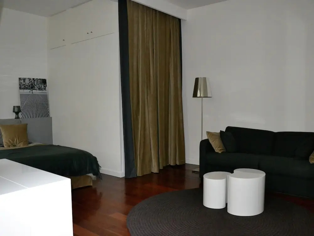 Modern Apartment in Île-de-france With Private Terrace