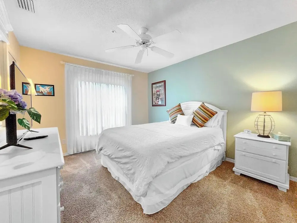 Stoneybrook Condo #926