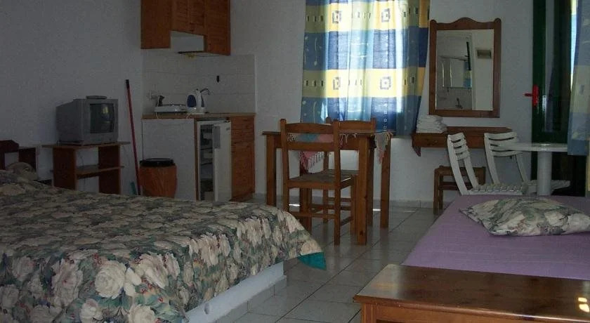Konaki Studios & Apartments