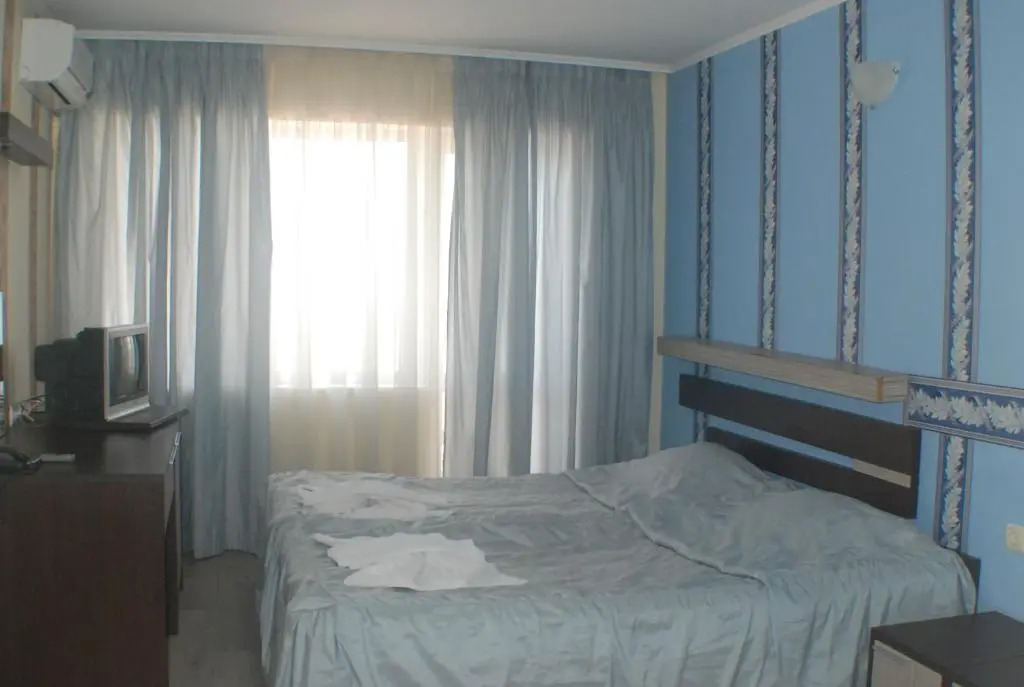 Lotos Hotel