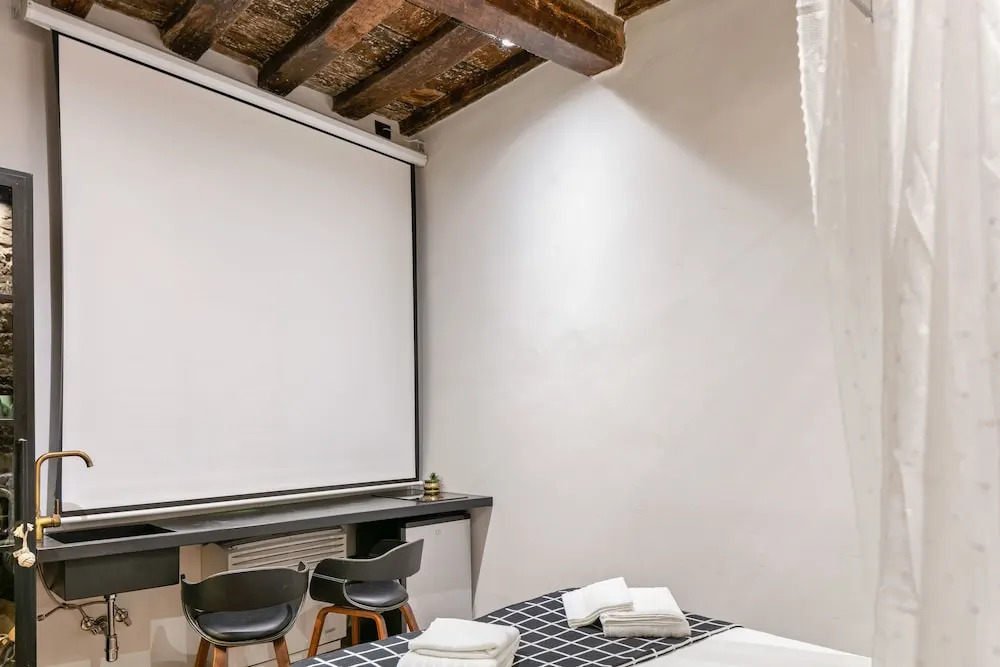 Vigna Vecchia Modern Studio