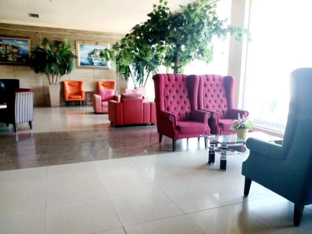 Je Meridien Hotel