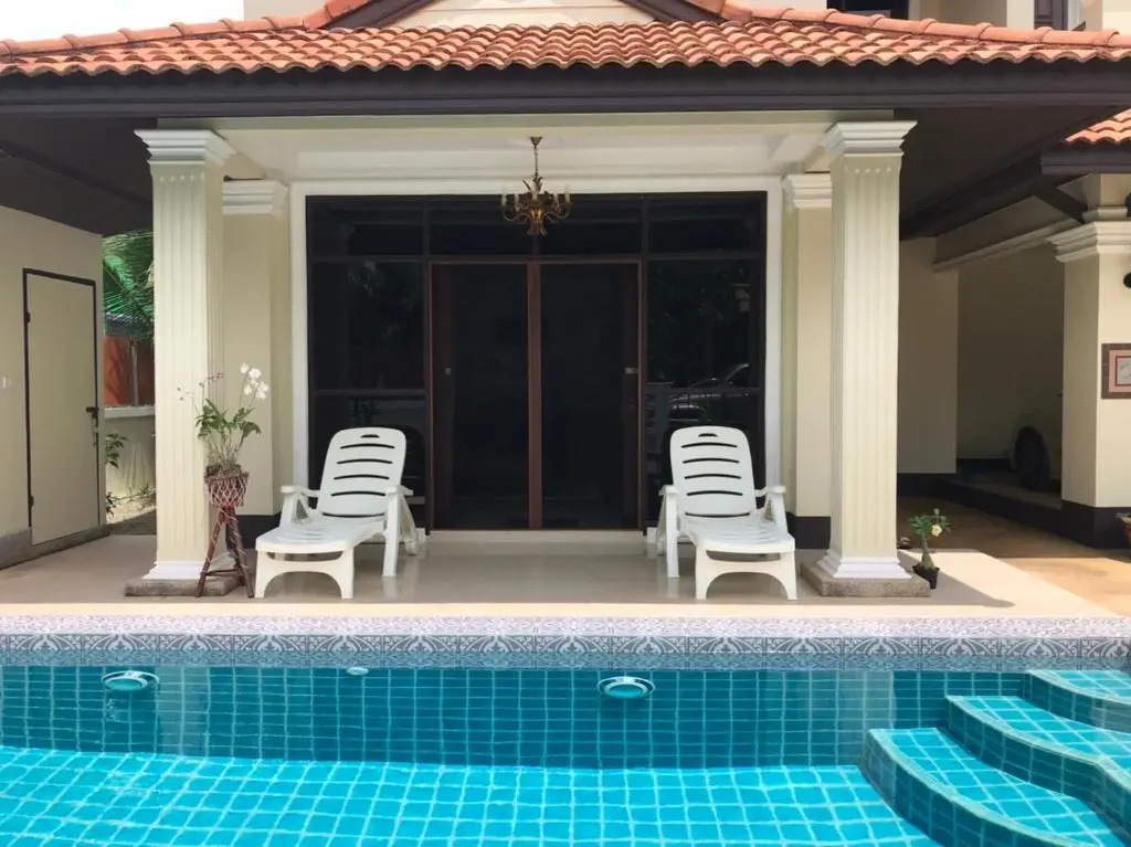 Villa Vanda 4 bedrooms by Orchids pool Villas