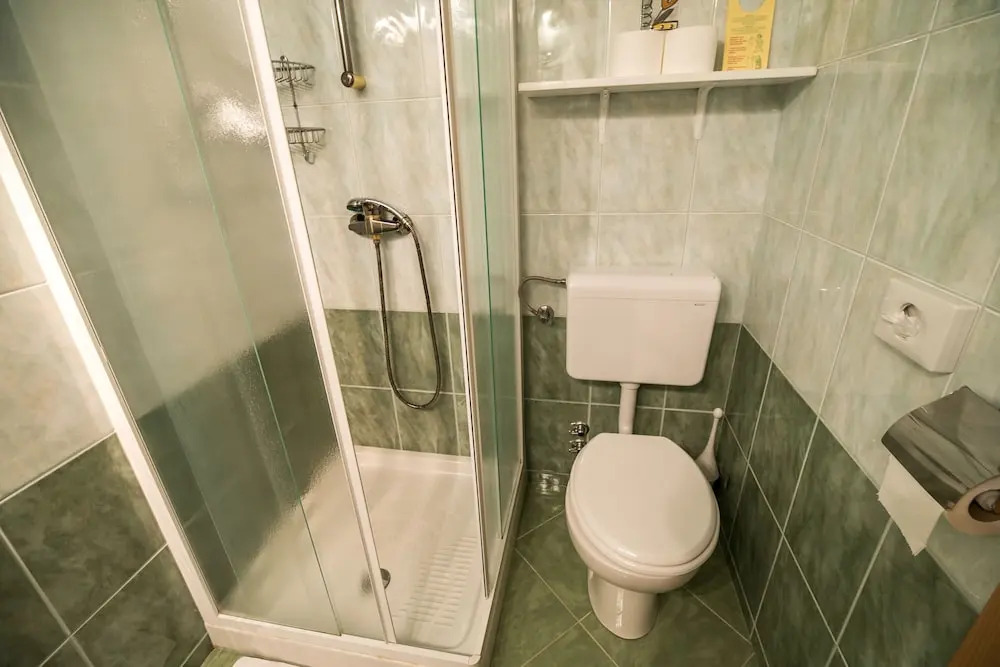 Bed & Breakfast Hisa Resje