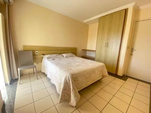 FLAT NO MELHOR DO RIO QUENTE 800m HOT PARK
