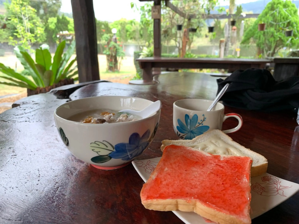 Baan MaiKhiangPhu Wang Nam Khiao