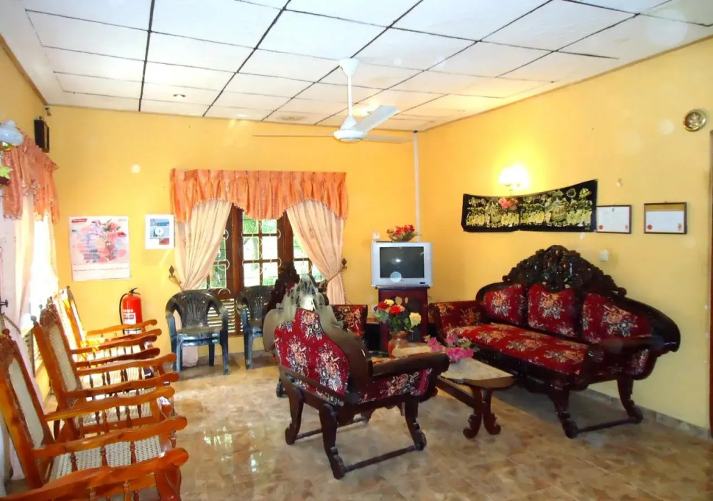 Thirasara Holiday Resort