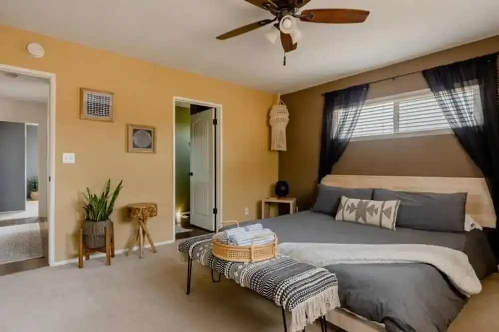 Darling Desert Abode W/hot-tub + Game Room 3 Bedroom Home by RedAwning