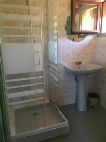 Camping Hôtel Les Airelles Montagne Ardéchoise