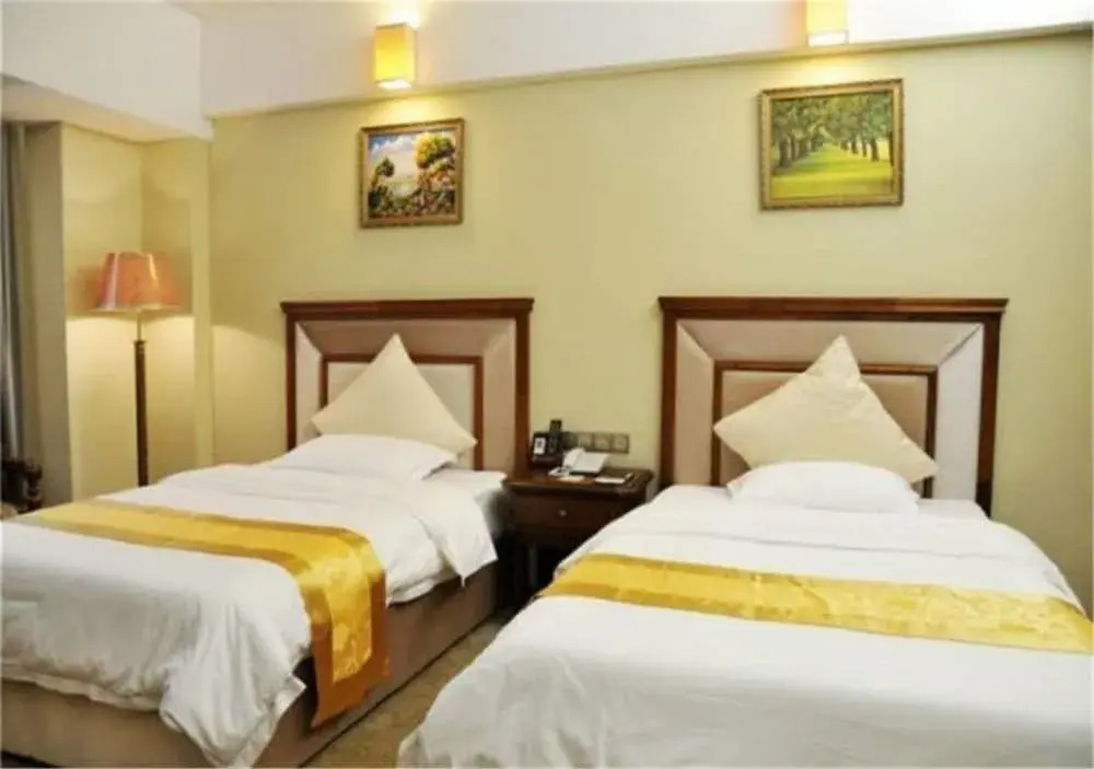 Shi Dai Jin Cheng Hotel