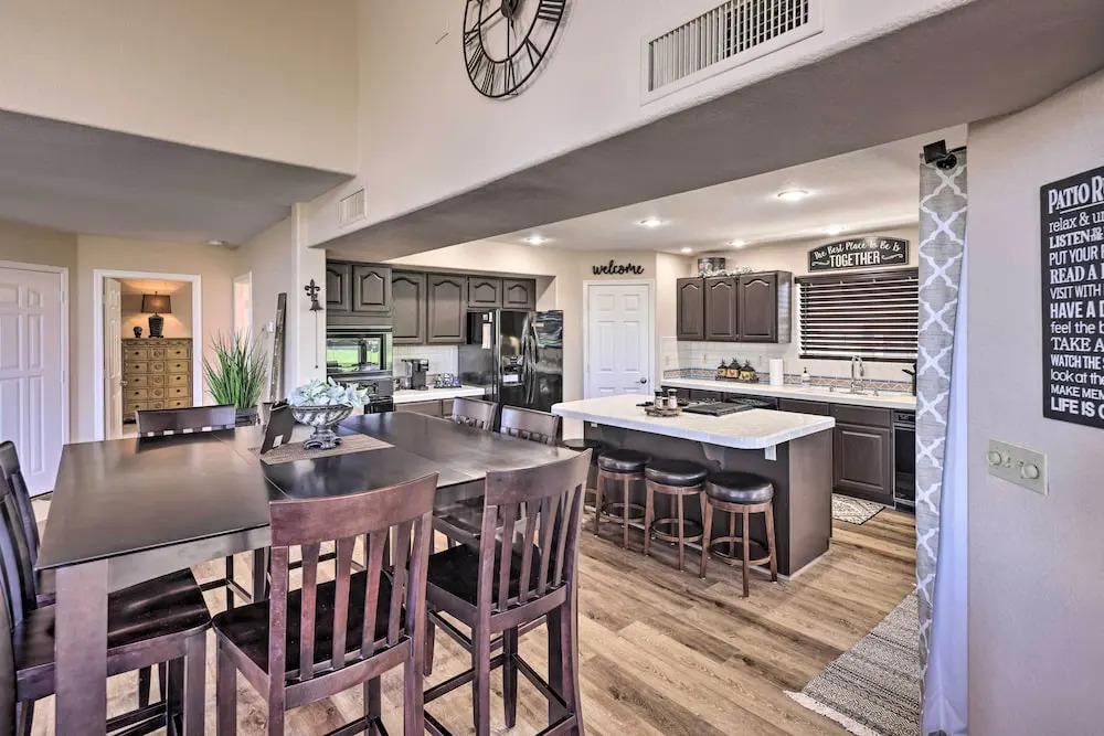 Amenity-packed Home w/ Hot Tub & River Views!