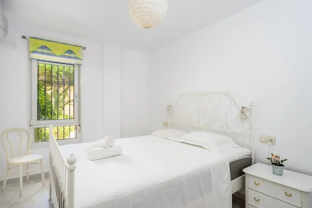 Apartment - 2 Bedrooms with Pool and WiFi - 107805
