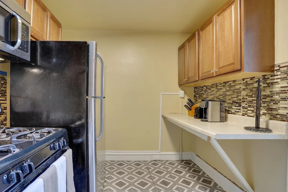 Hatboro Retreat: Steps From Shopping & Dining!