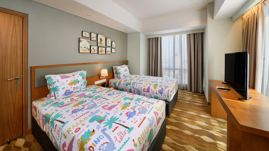 Holiday Inn & Suites Jakarta Gajah Mada by IHG