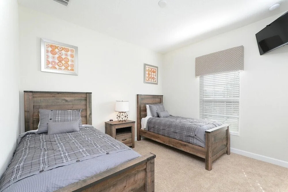5 Bedroom Villa At Storey Lake Townhouse