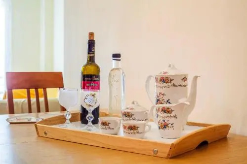 Athens Strawberry Studio - Cosy City Nest