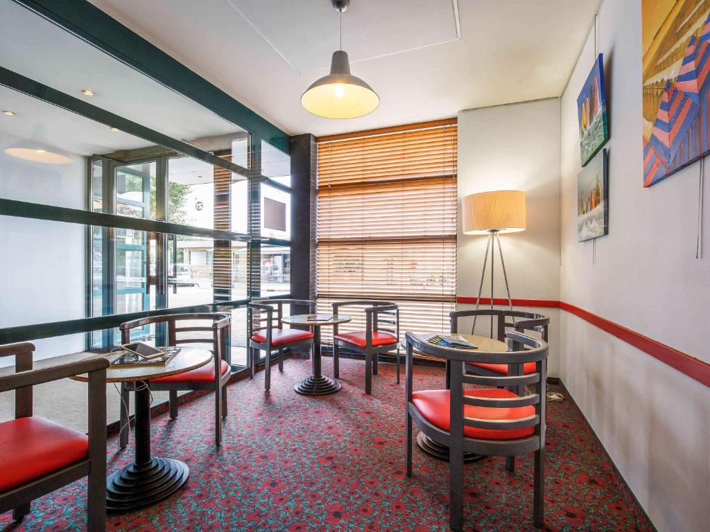 B&B HOTEL Les Sables-dOlonne Centre Gare