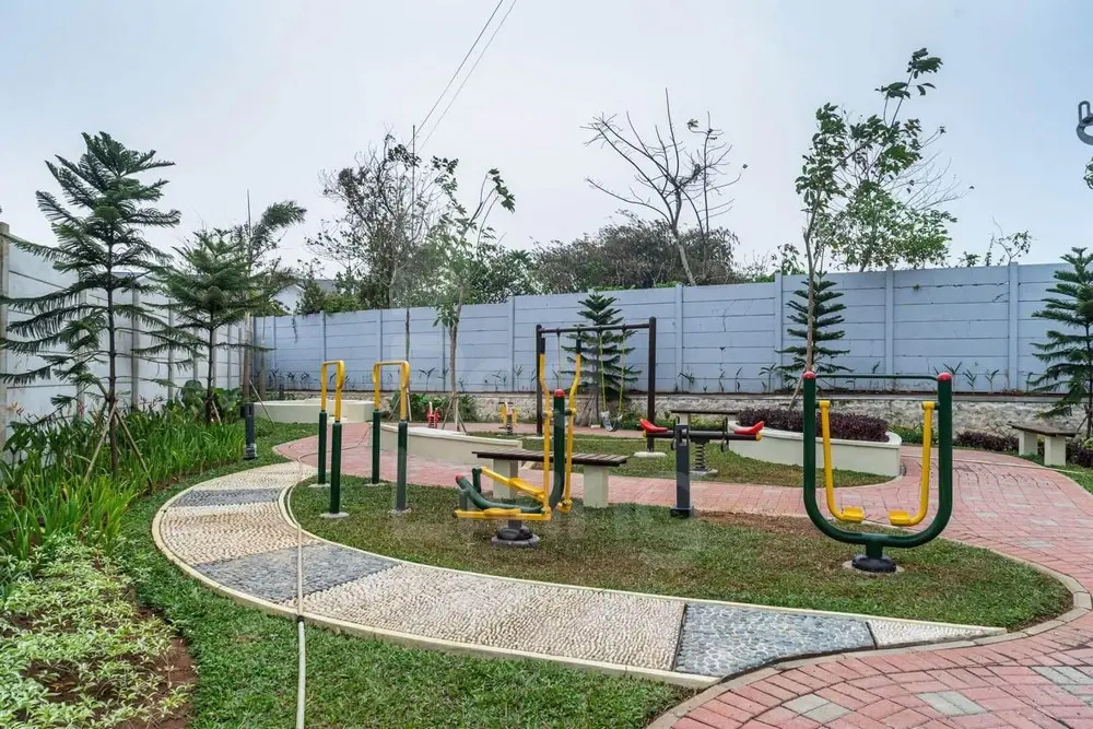 RedLiving Apartemen Eco Home - Wiegs Room Tower B Yashinoki