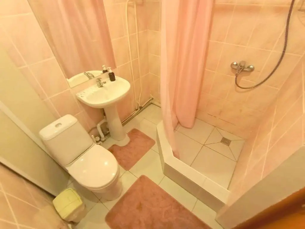 1 komnatnye apartamenty na Auel'bekova 138