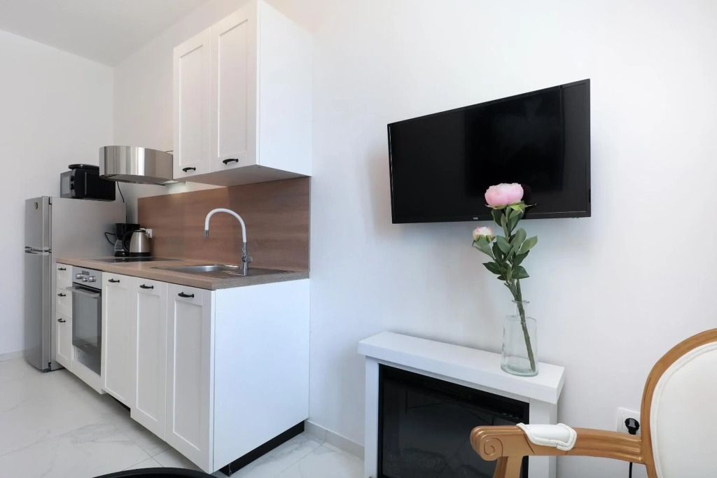 Apartments Luan