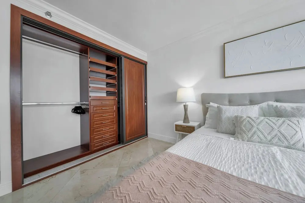 Stunning Balcony Views 3 Bedroom