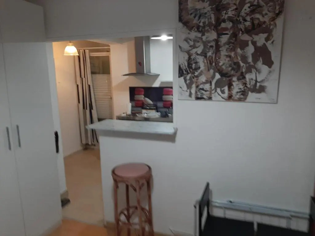 Studio charmant tout équipé