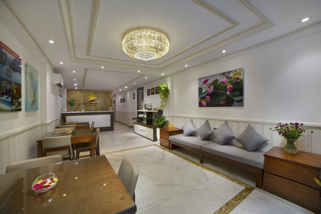 Galliot Central Hotel