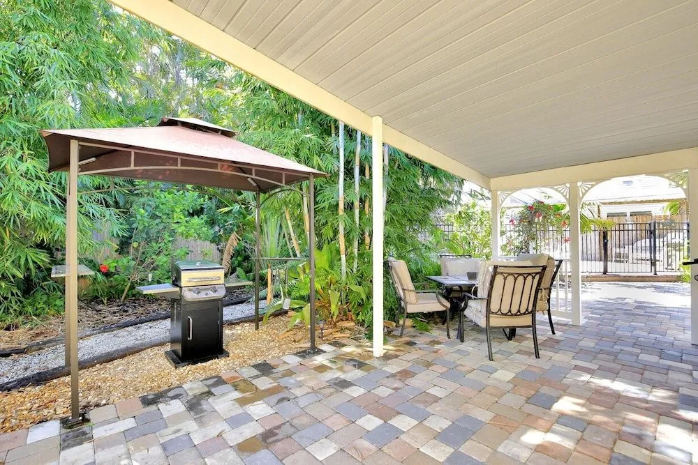 Bay Breeze Bungalow