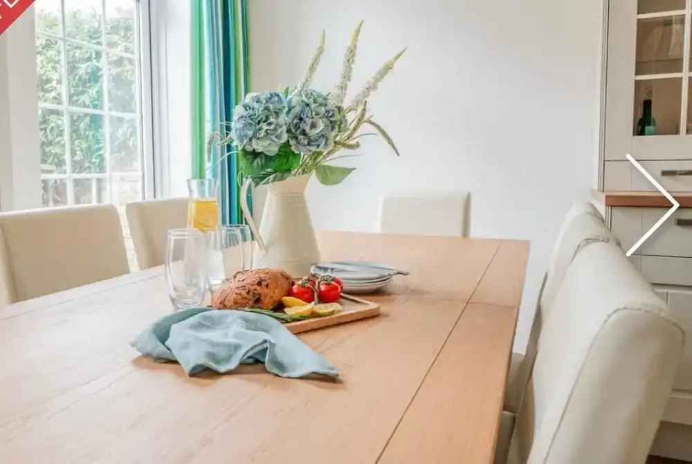 3 Bedroom-house -3mins to Beach- Petsok