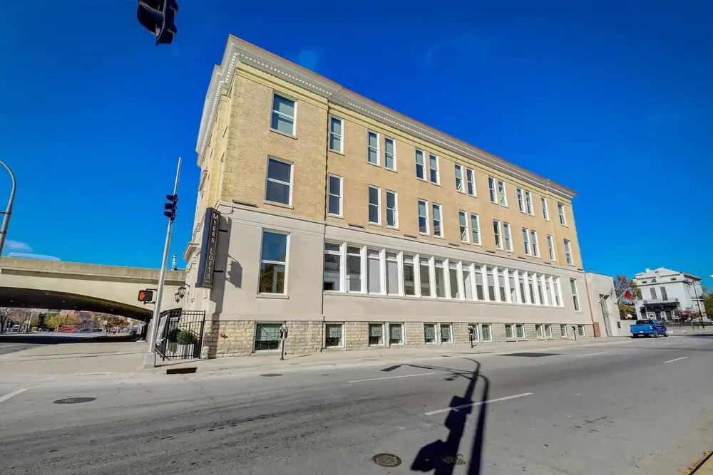 FRONTDESK Myers Medical Lofts Downtown Louisville
