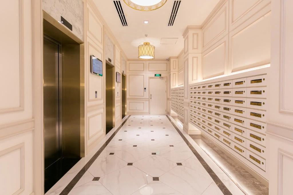 Diamond Luxury Saigon Center