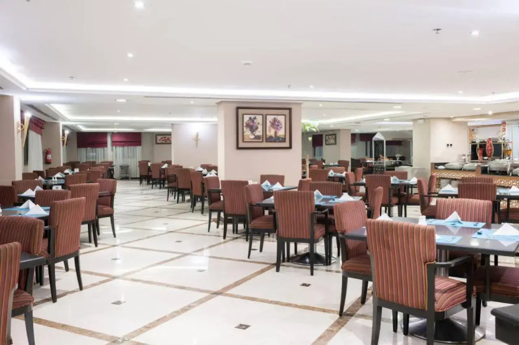 Taiba Front Hotel