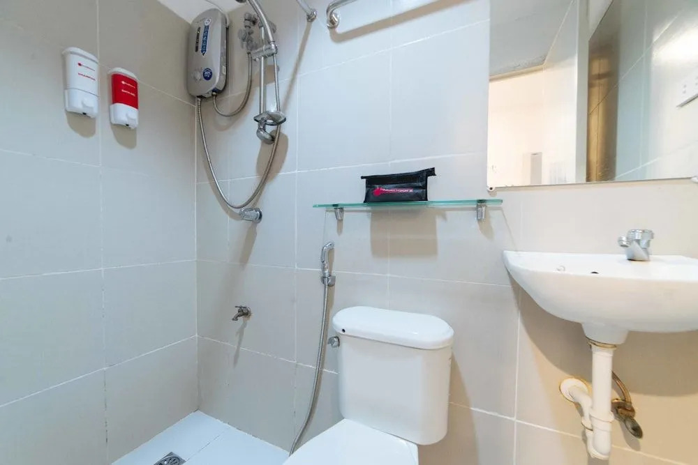 RedDoorz Plus near SM Lanang Davao