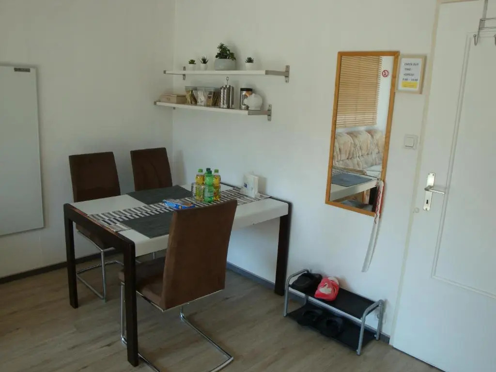 Tac Home 2-Zimmer Wohnung