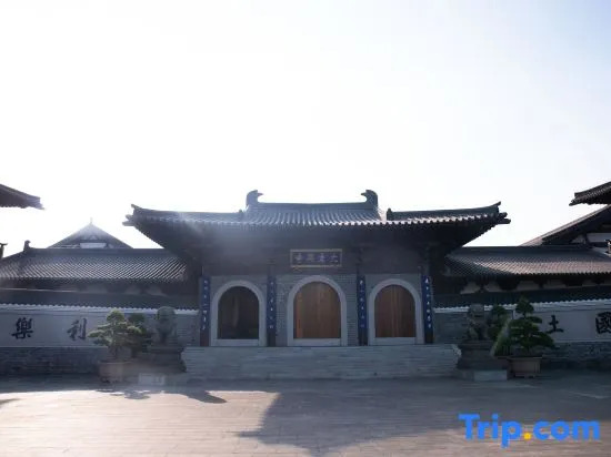 Yulou Homestay (Yaowan Scenic Area)