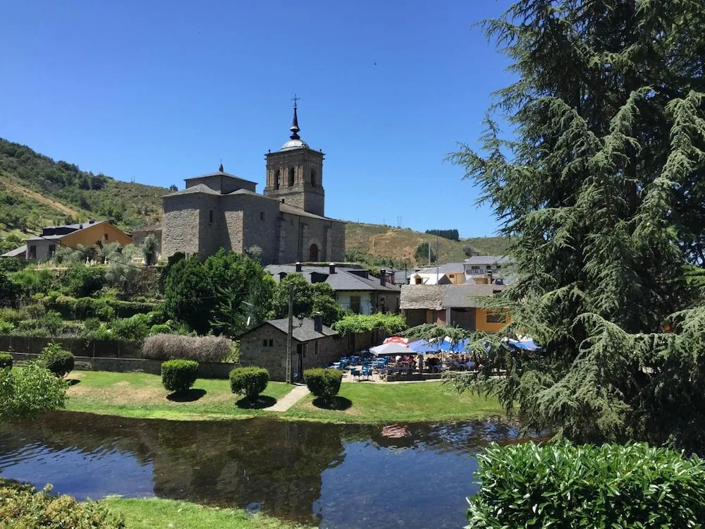 Hotel Molina Real