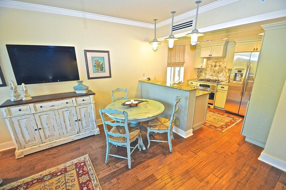 Six Palms 2B 2 Bedroom Condo By Coastal Dreamin