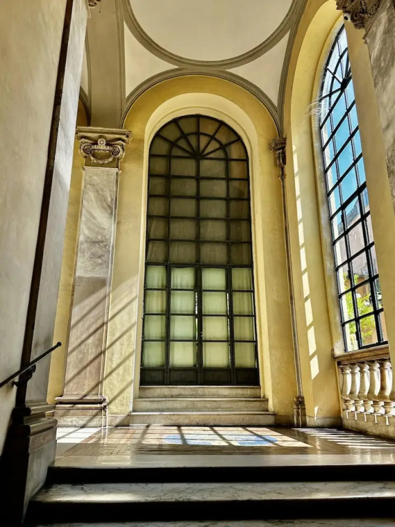 L Ortensia Bianca in Palazzo Ruspoli a Superb Retreat in the Most Elegant Palace in Rome