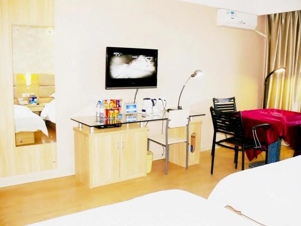 Yulin Jingtong Business Hotel