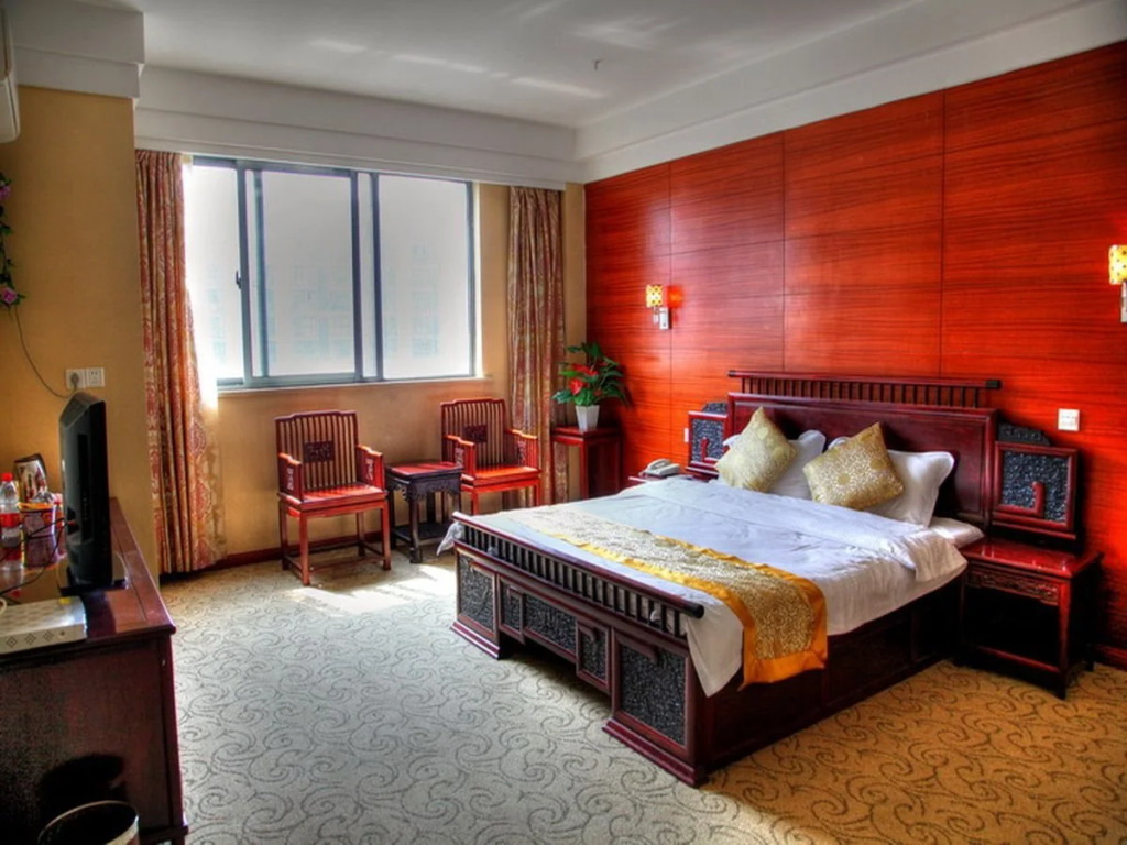 Kaimei Business Hotel