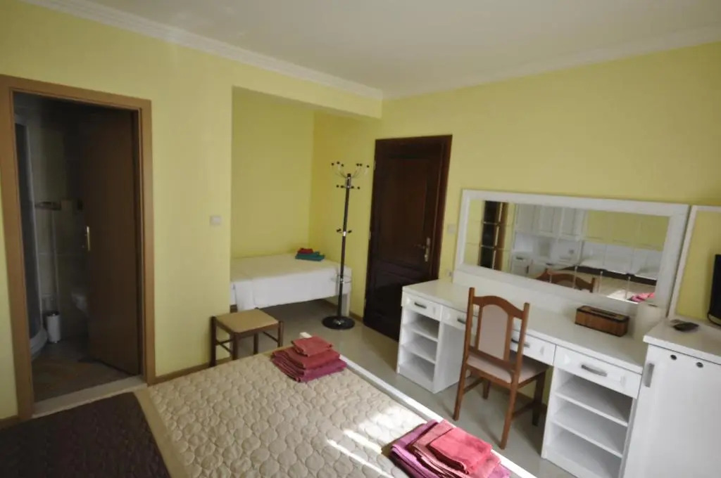 Garni Hotel Bokeška Noć